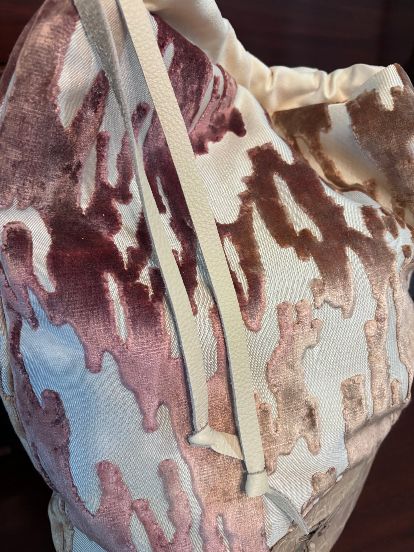 Pillow Bag Seaside Coral with cream crock leather - DMD Bags