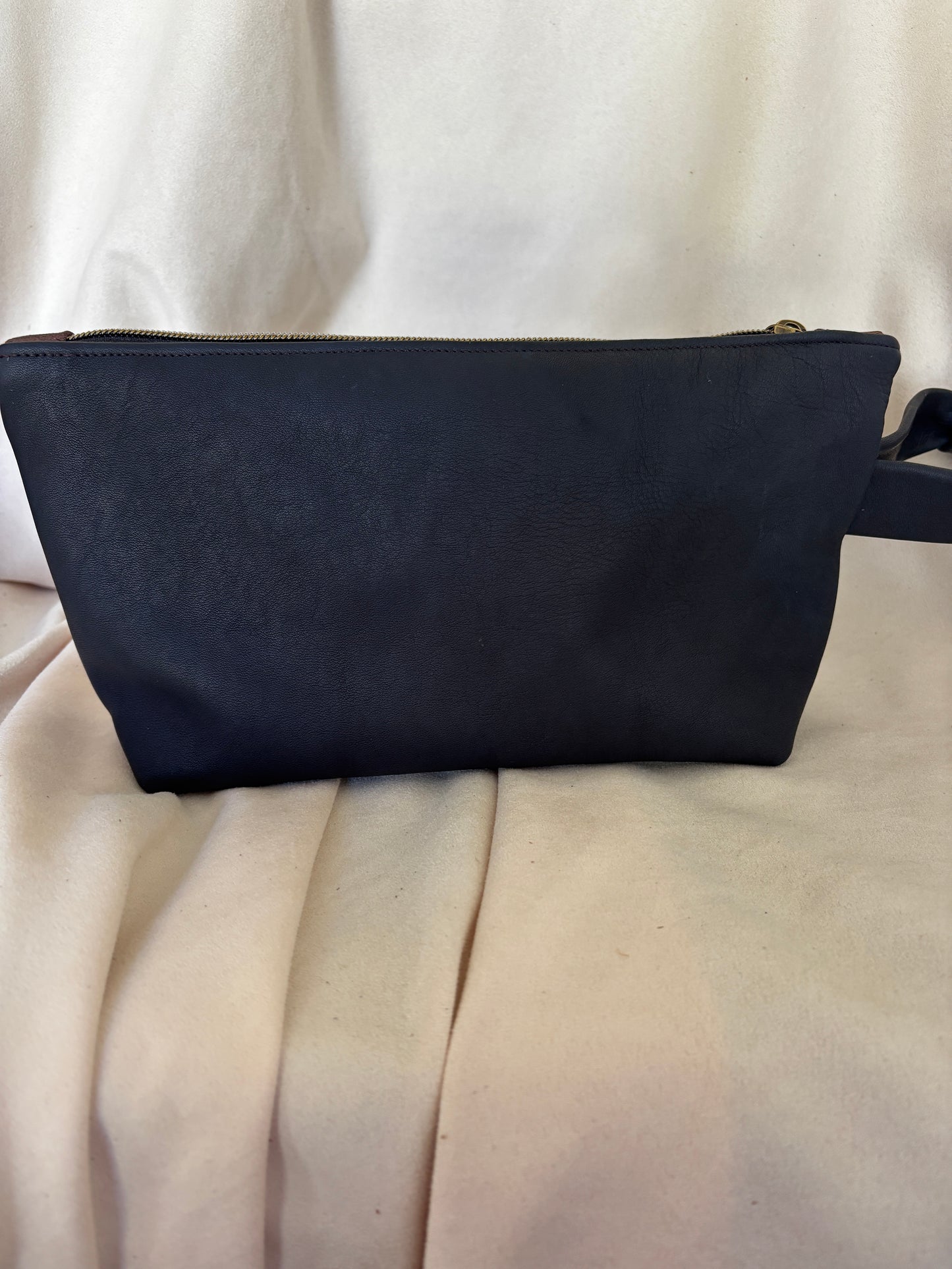 Knot Strap Navy Leather Wristlet
