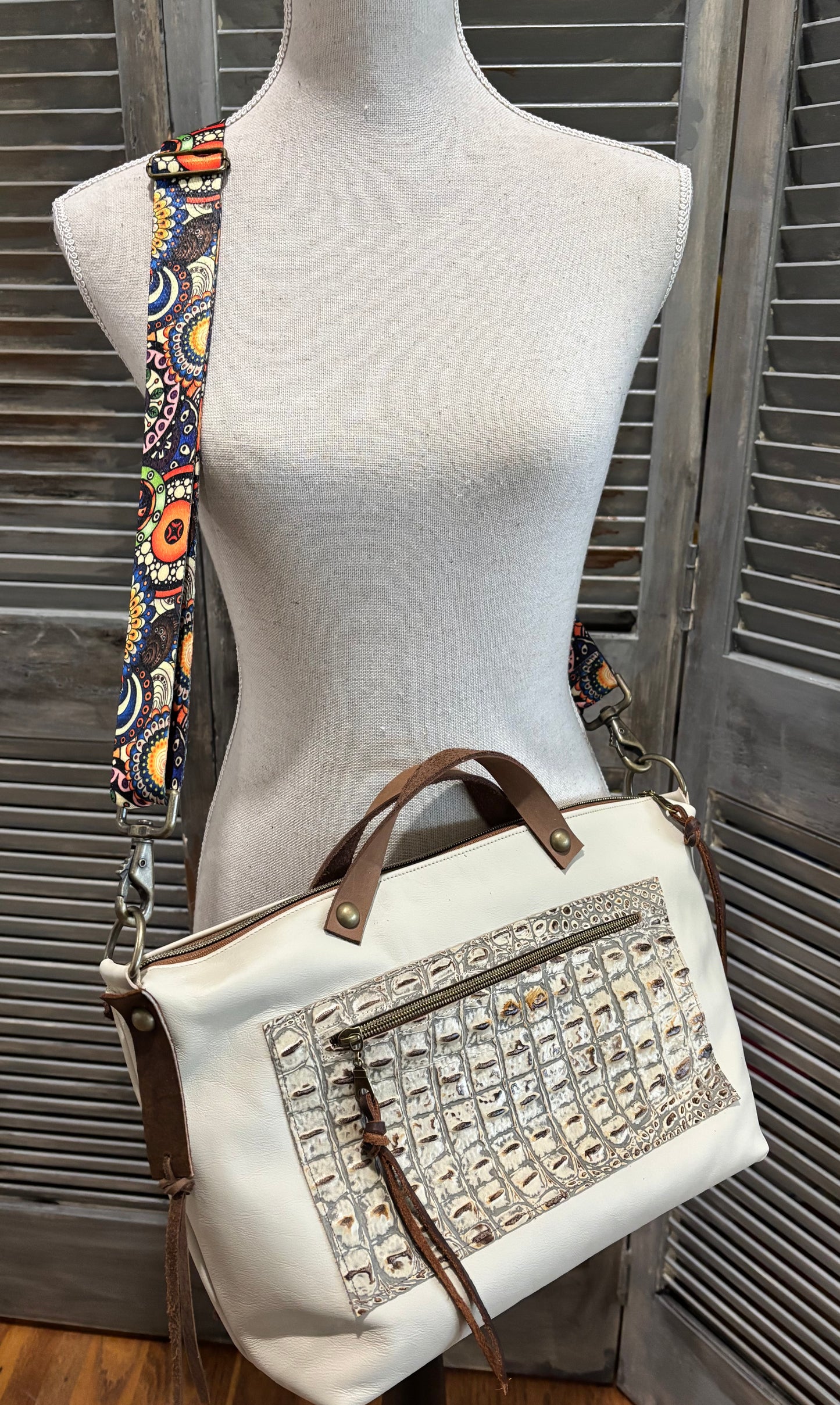 Summer Satchel with removable and adjustable printed shoulder strap