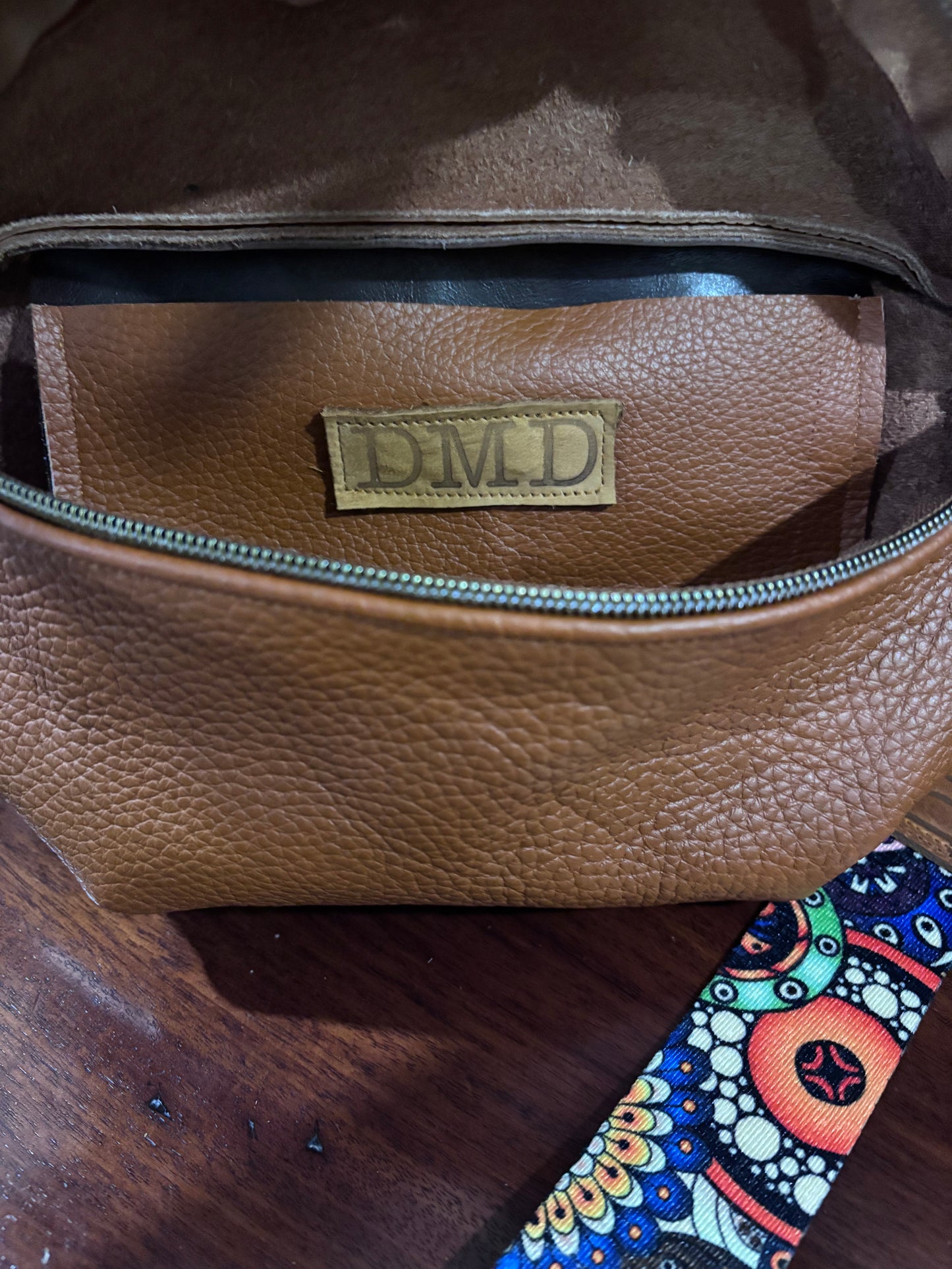 Sling Bag Caramel Leather- Adjustable strap - DMD Bags