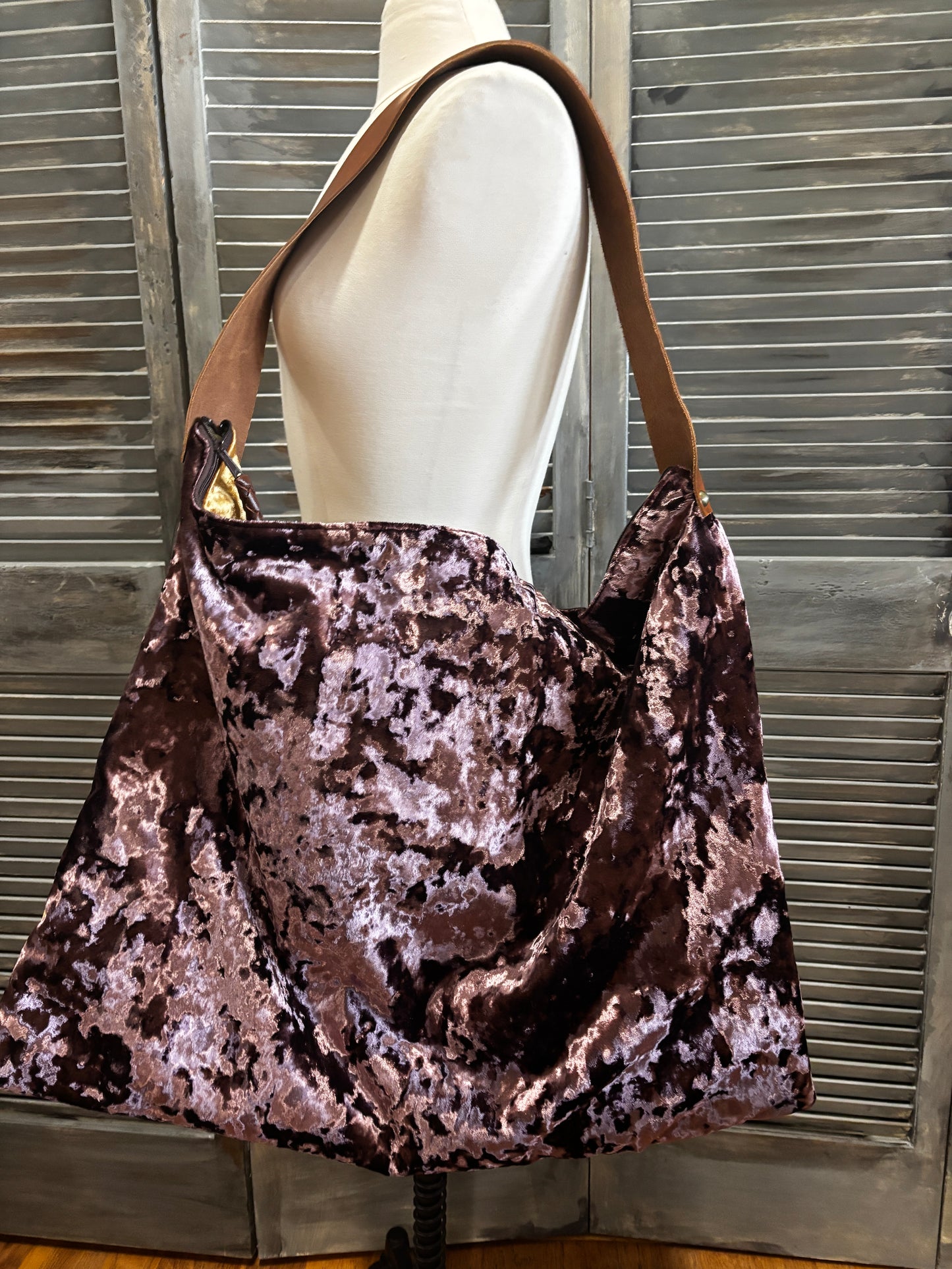 Traveler Gold velvet & Rose crush velvet with pocket - DMD Bags