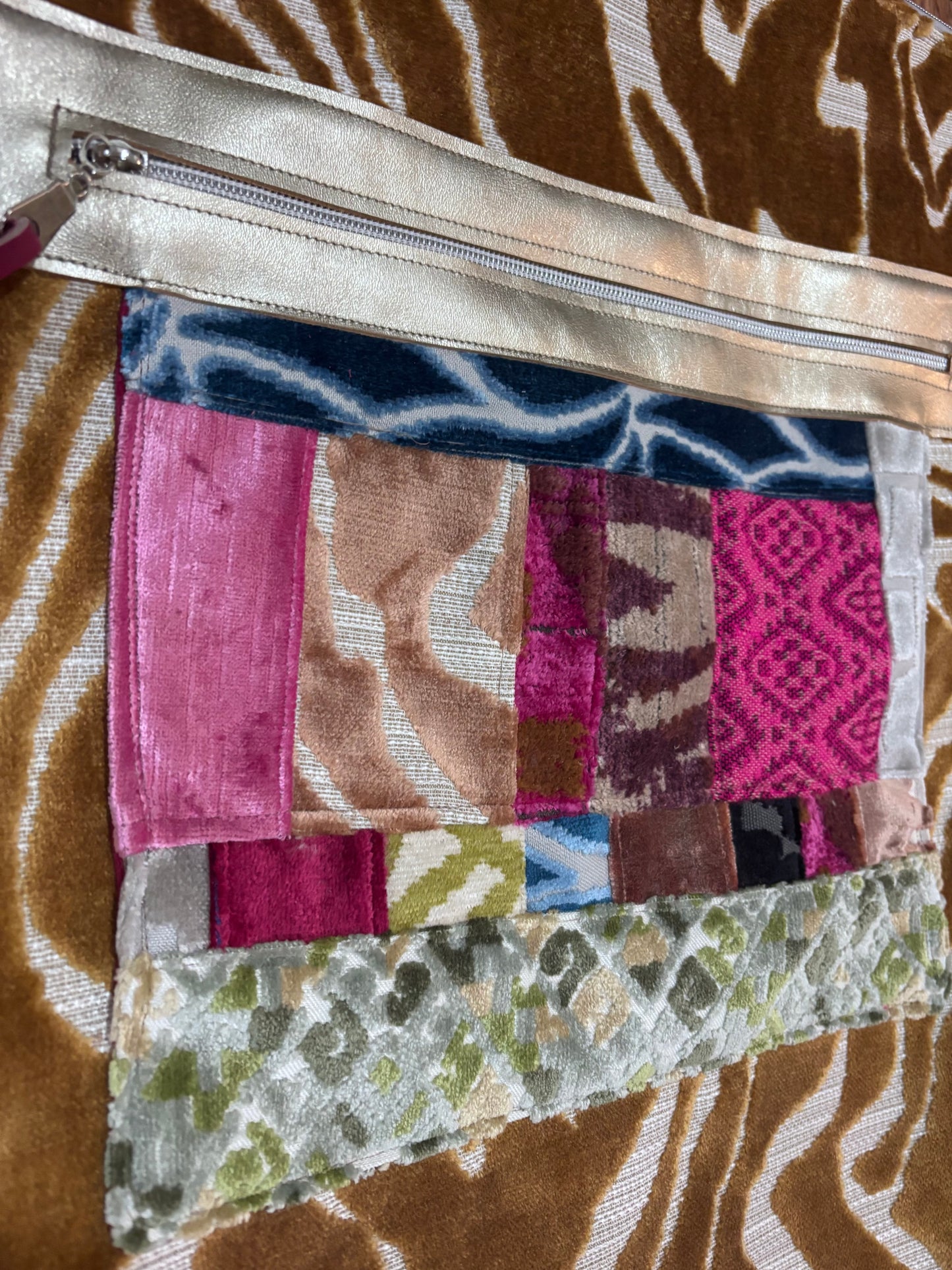 Traveler! Gold Tiger and bright patchwork pocket! - DMD Bags
