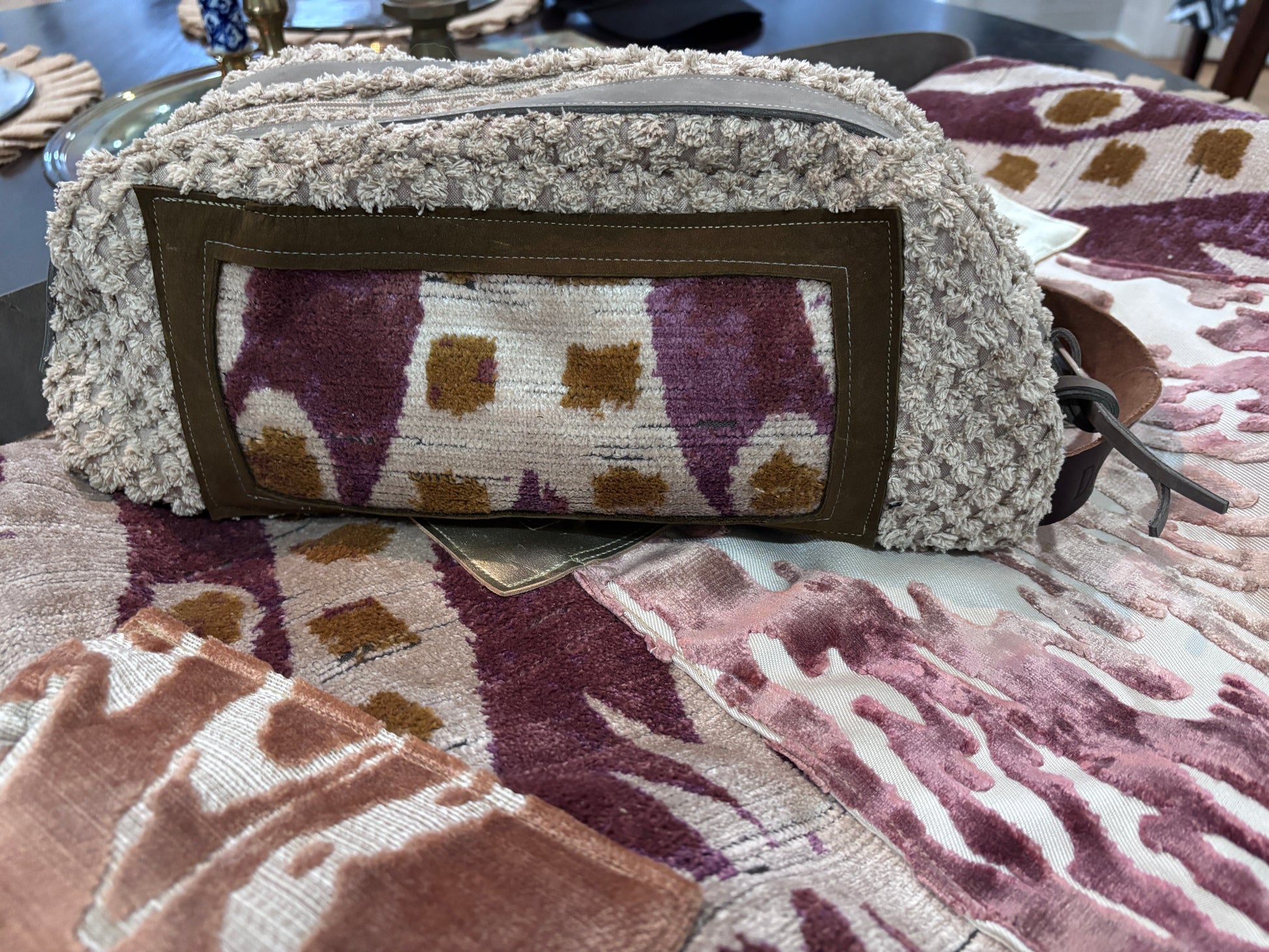 Weekender “ Seaside” extra pockets inside and leather bottom with brass feet!! - DMD Bags