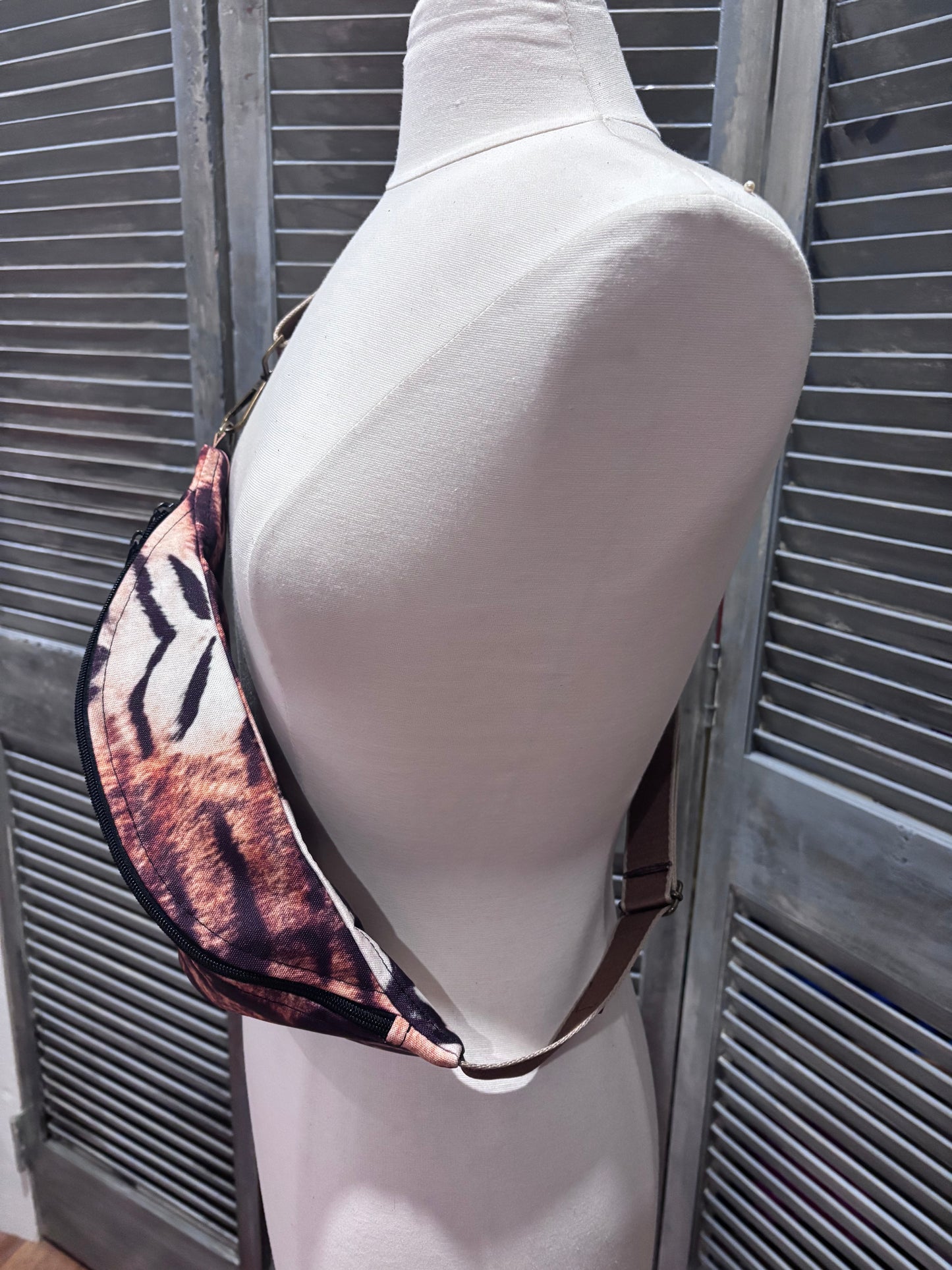 Sling Bag Bengal Tiger - DMD Bags