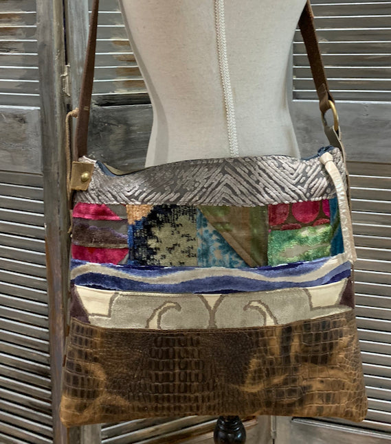 16x13.5 Subtle Beauty - DMD Bags