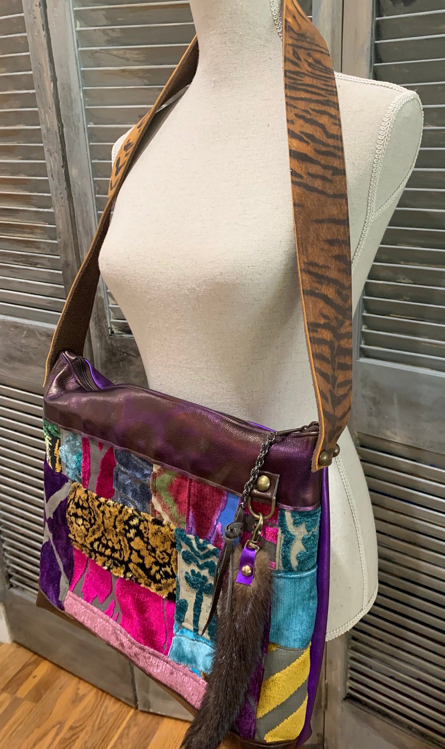 “Co-Co” with wide shoulder strap. - DMD Bags