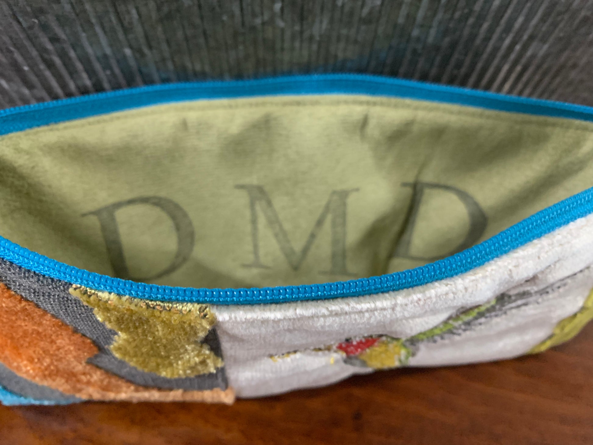 Slim Pouch Hummingbird - DMD Bags