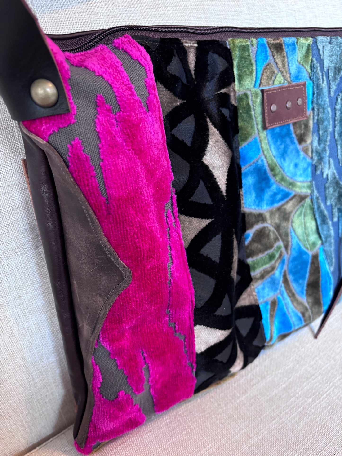 One of a kind Shoulder Bag 112025