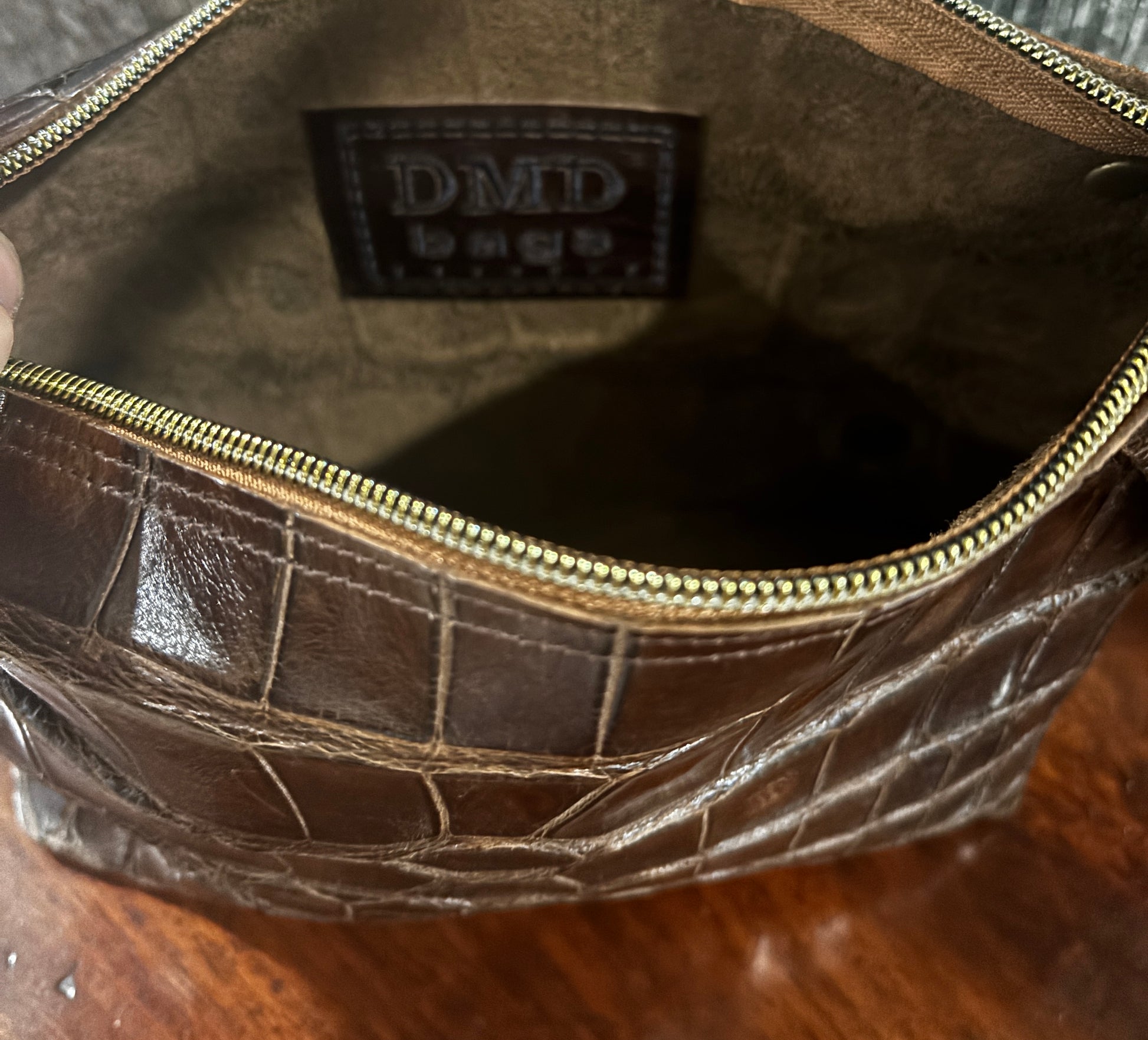 Alligator Wristlet in chocolate brown - DMD Bags