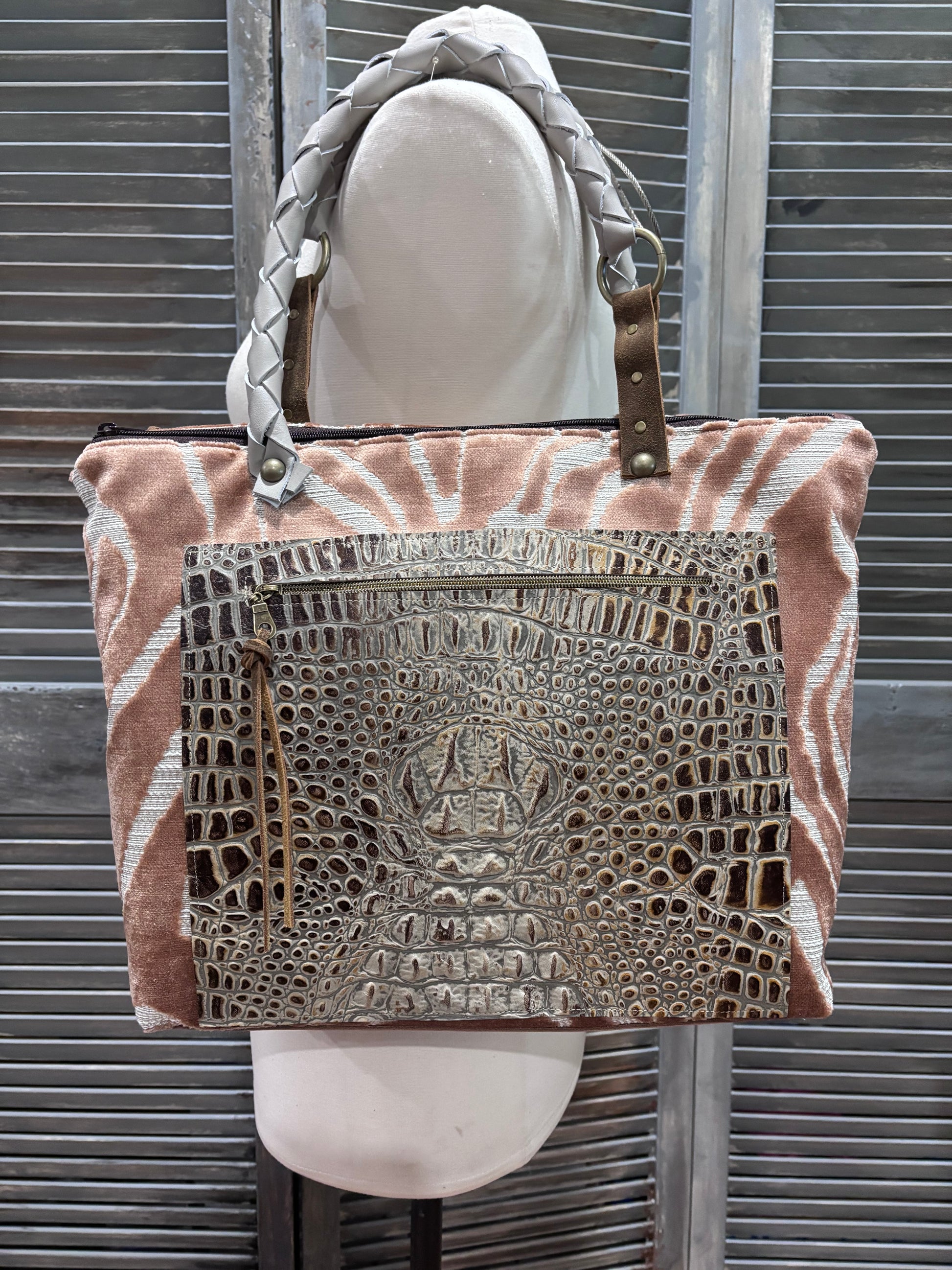 #0526 Creamy Dreamy “ Seaside Collection” - DMD Bags