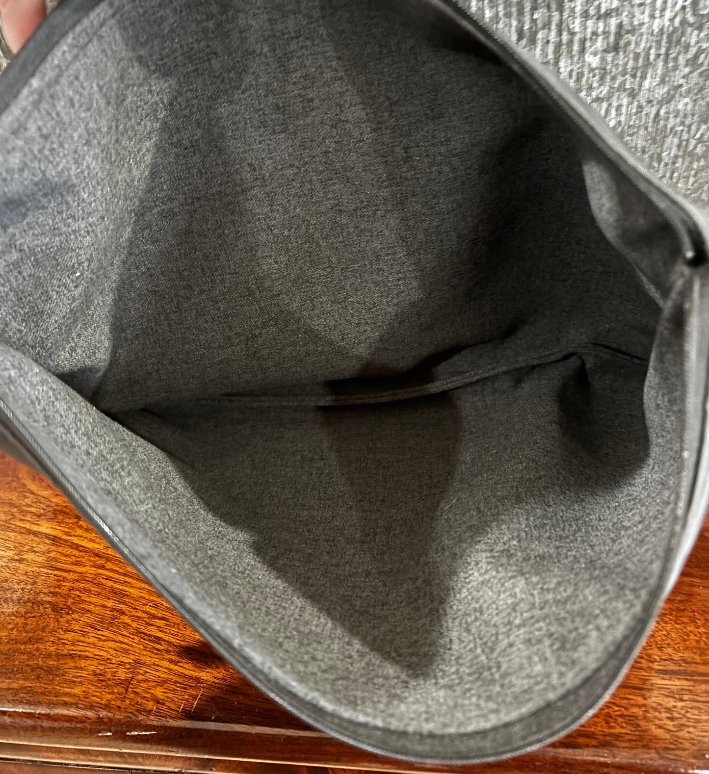 9.5x14 Large Pouch - Charcoal Bee - DMD Bags