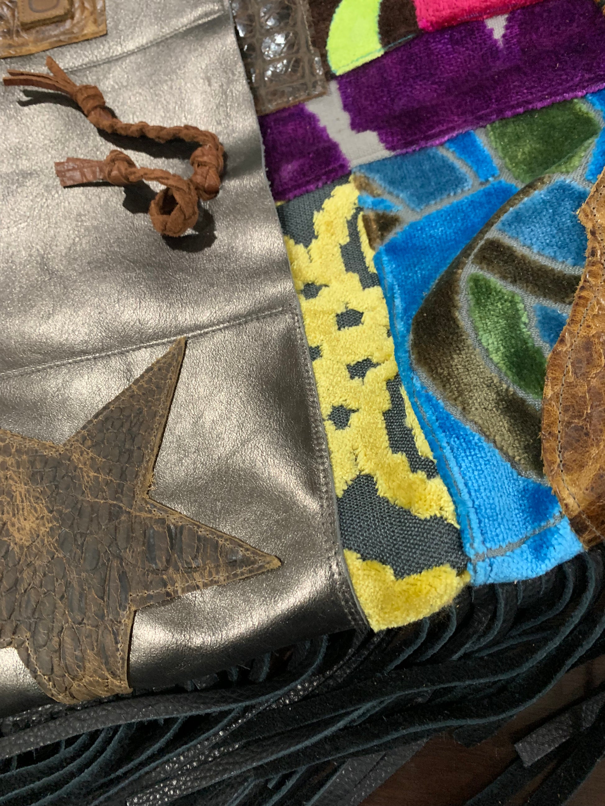 17x15 Colorful Black Leather & Cream - DMD Bags
