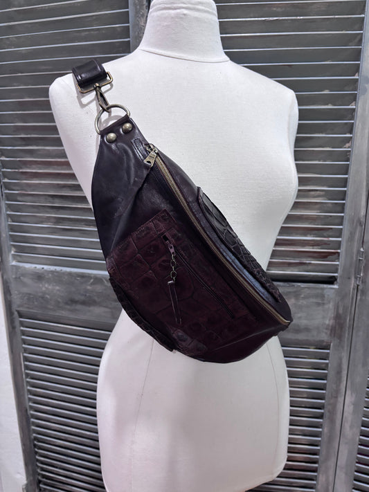 Sling Bag Chocolate with alligator trim - DMD Bags