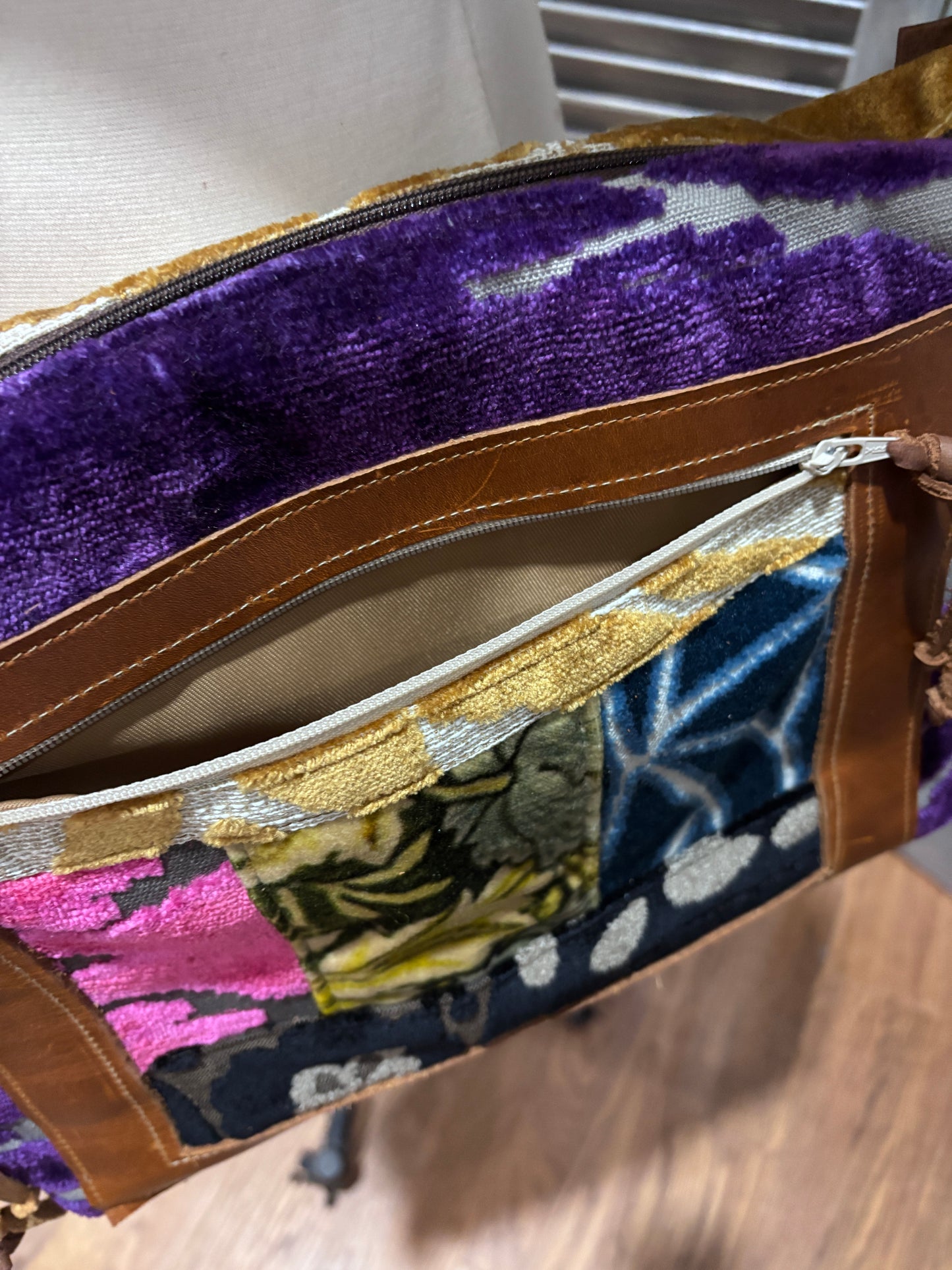 The Organizer Purse-Adjustable leather strap-