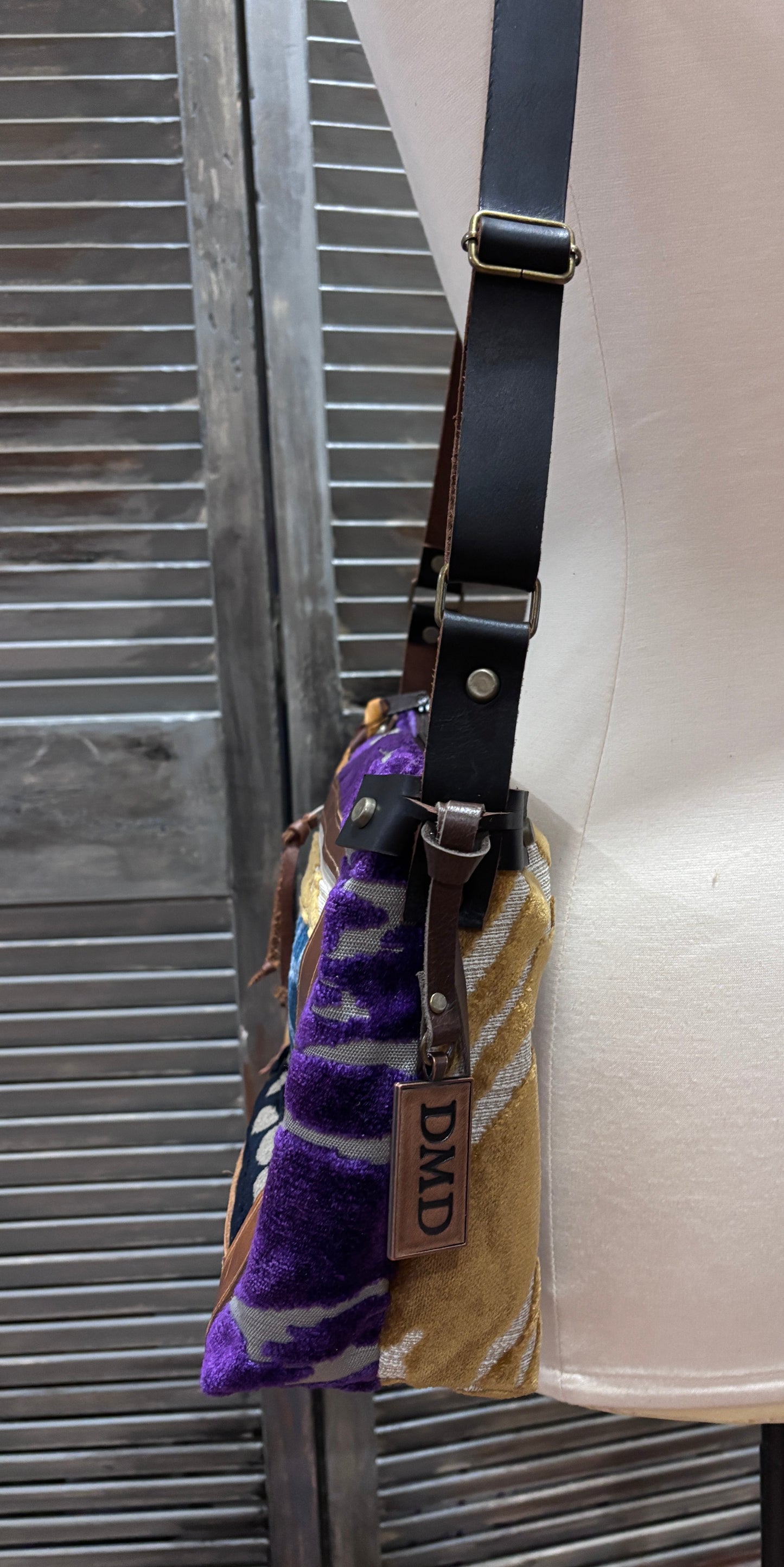 The Organizer Purse-Adjustable leather strap-