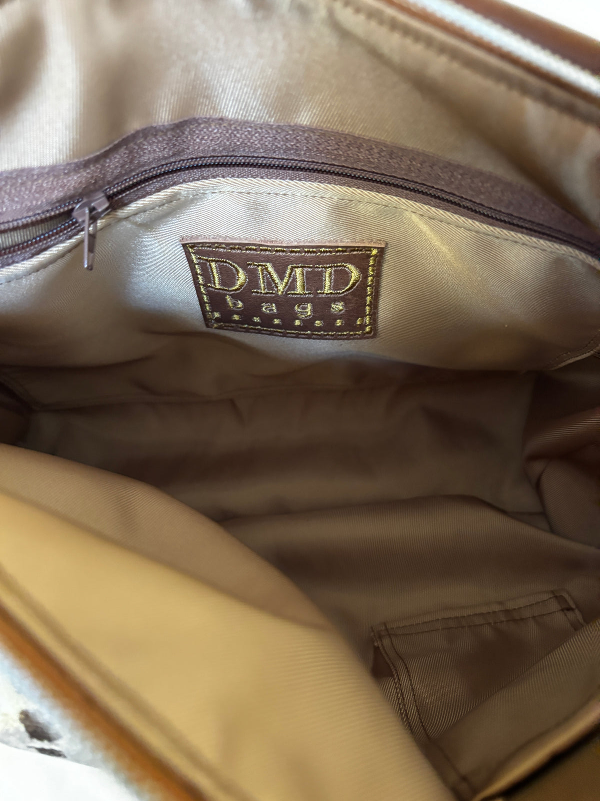 Hobo-HiHo Silver and Leather Back - DMD Bags