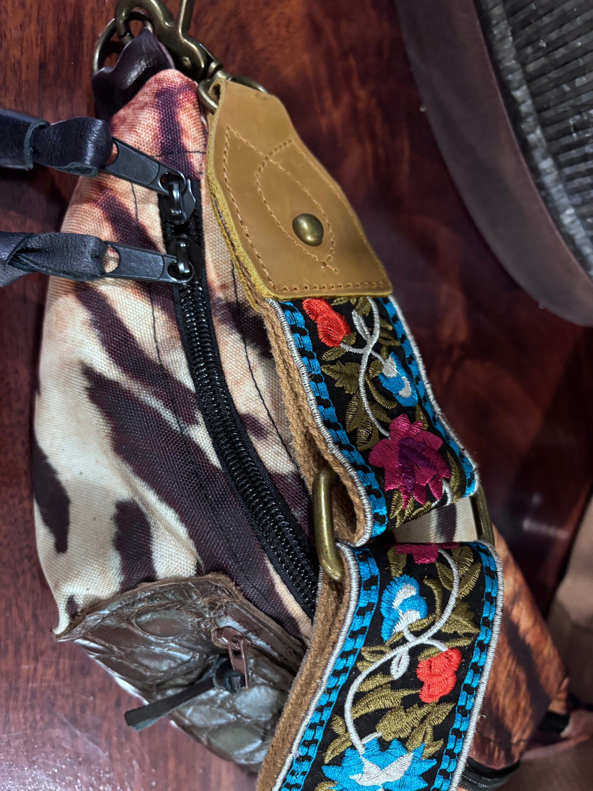 Sling Bag Bengal Tiger with Genuine Alligator Pocket & Embroidered Strap - DMD Bags