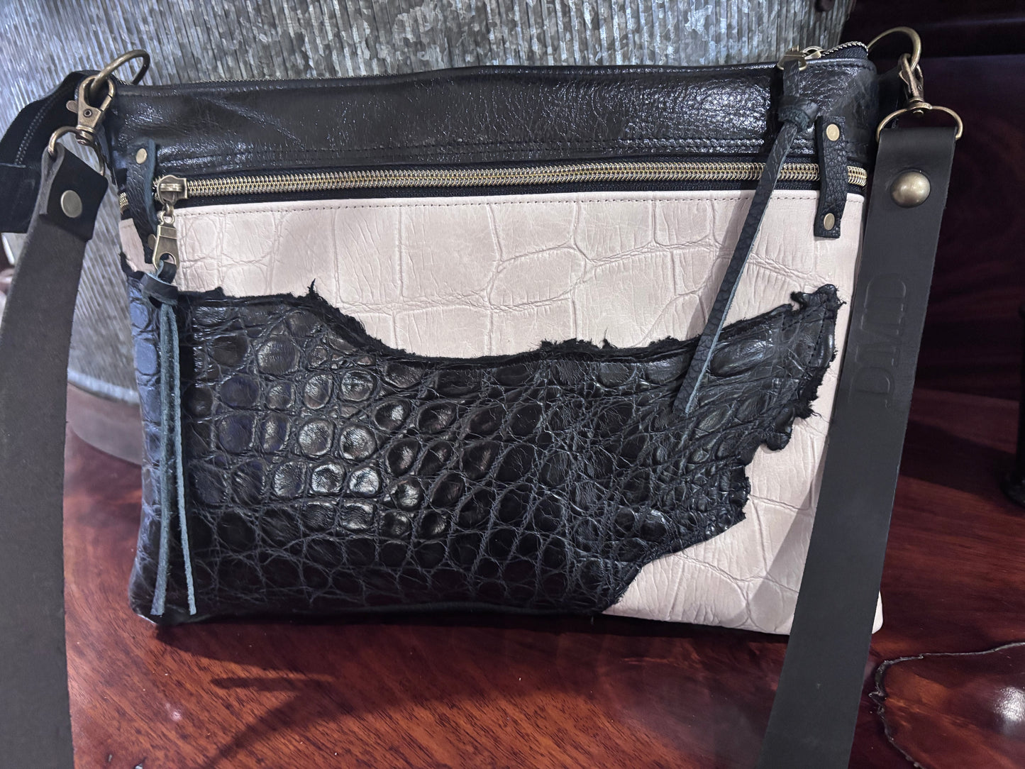 Rita 9x13 Black & Cream alligator and leather