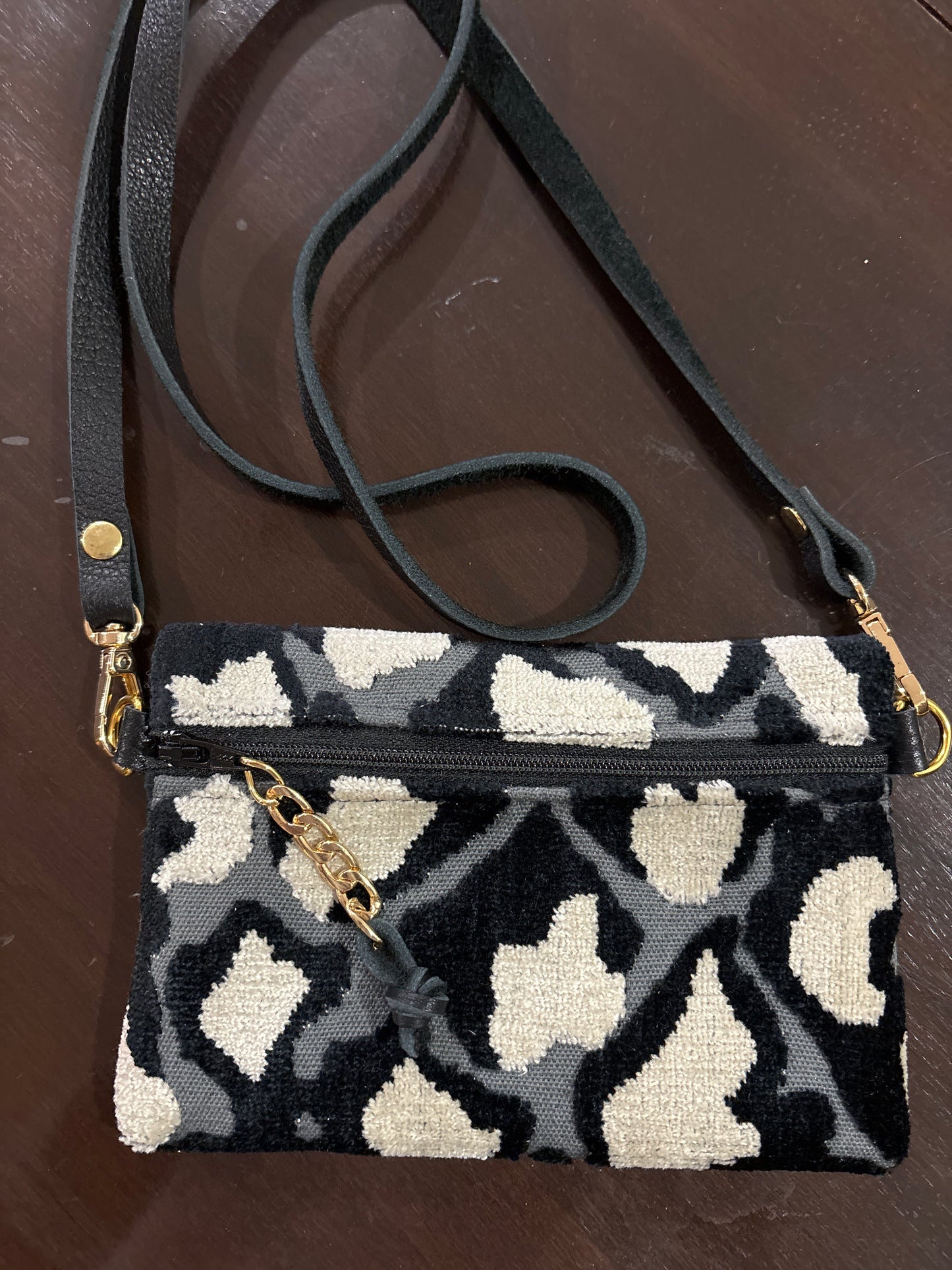 Stadium Bag-Black and White Cheetah Cut Velvet - DMD Bags