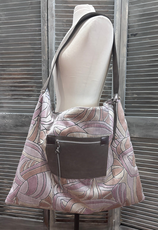 Traveler Smokey Lavender 26” wide x 22” tall - DMD Bags