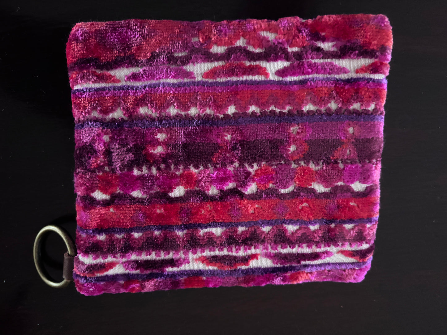 Medium Essential- Pink Aztec 4.75x5.5 - DMD Bags