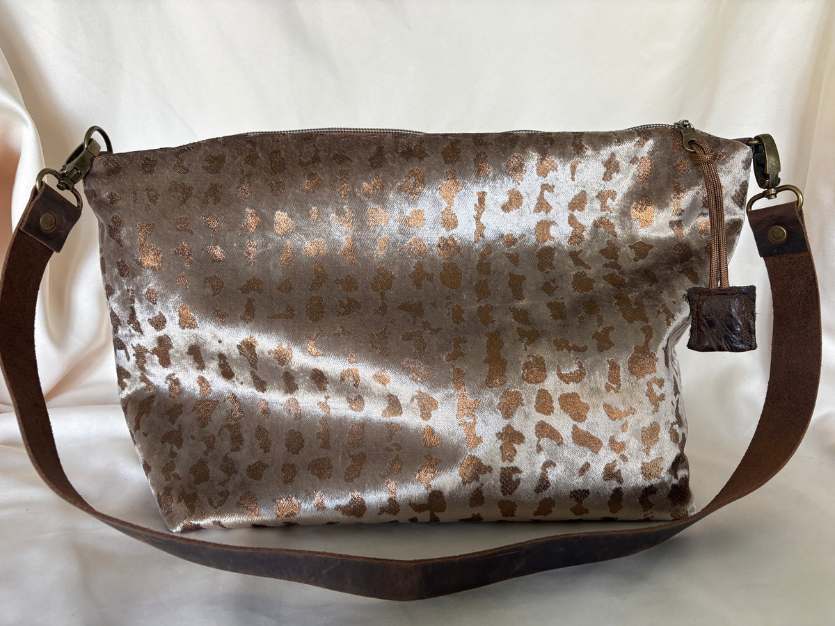 Lil Hobo Silver velvet with metallic copper-Eye glass pocket and zipper pocket