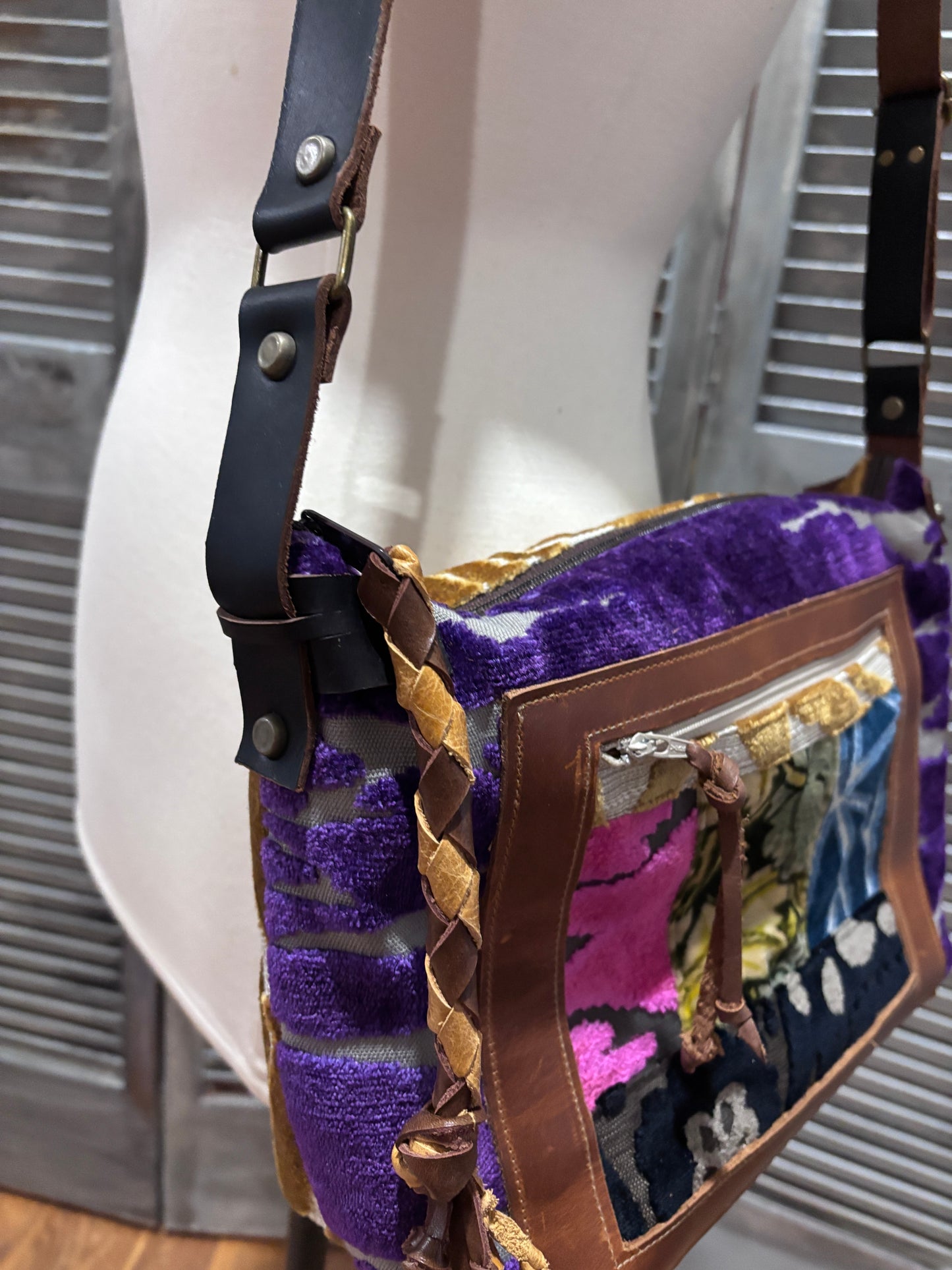 The Organizer Purse-Adjustable leather strap-