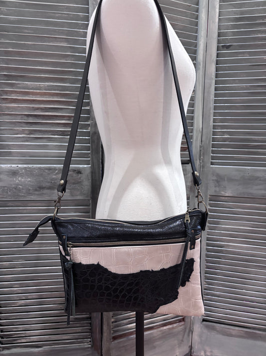 Rita 9x13 Black & Cream alligator and leather