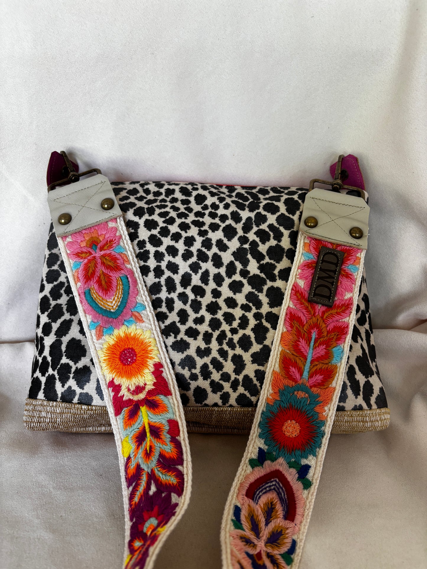 Summer just got better! Light weight and so cute!
