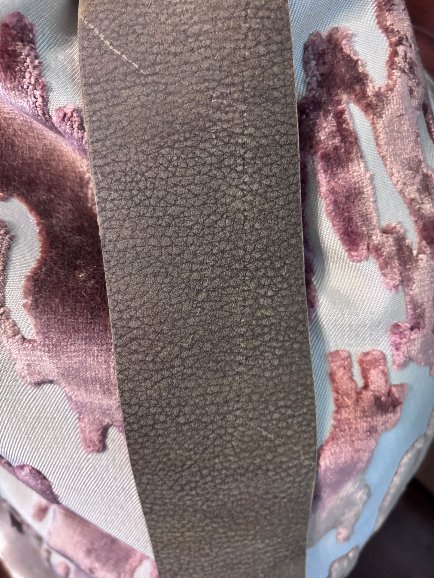 Pillow Bag Seaside Coral with cream crock leather - DMD Bags