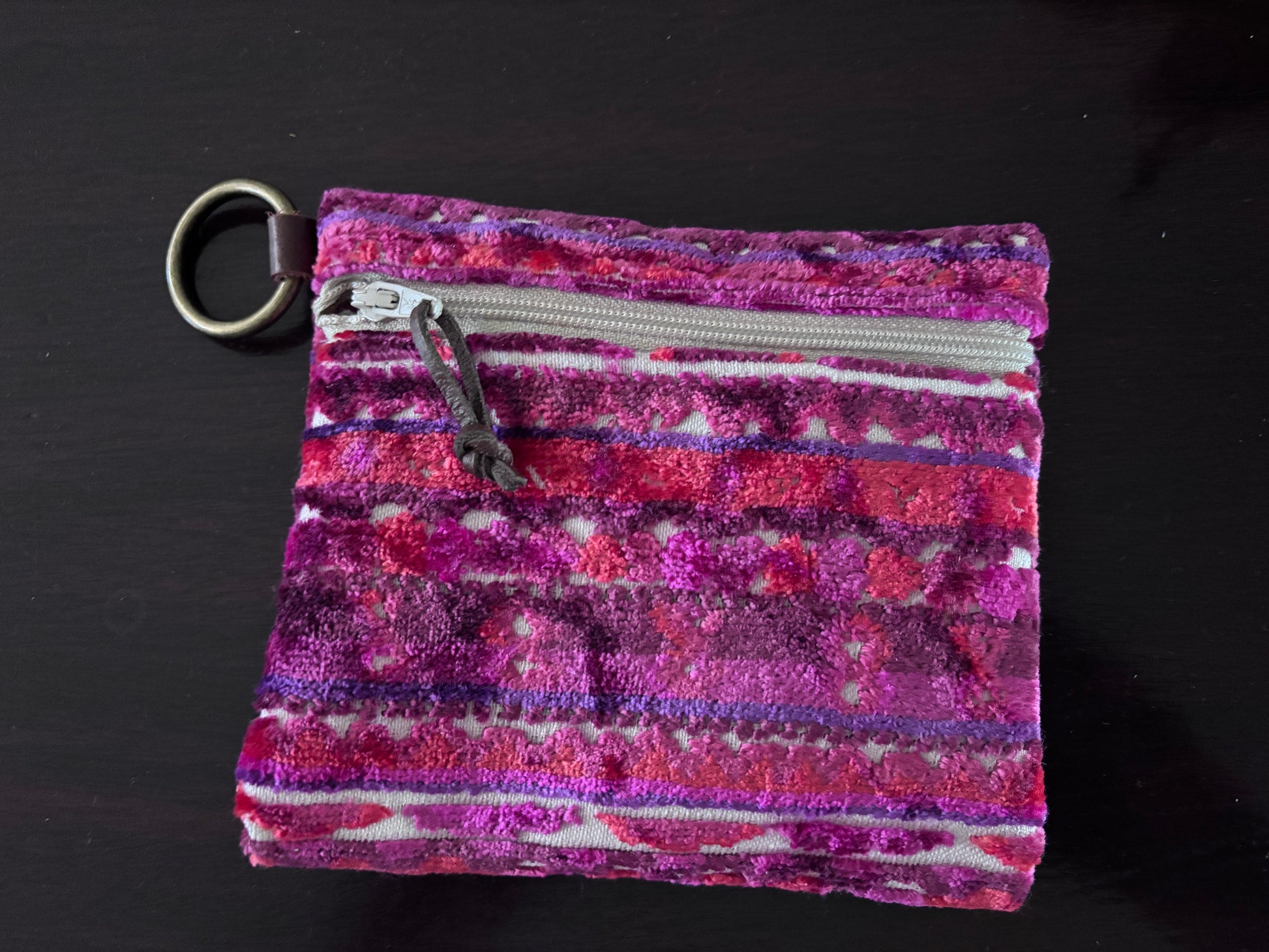 Medium Essential- Pink Aztec 4.75x5.5 - DMD Bags