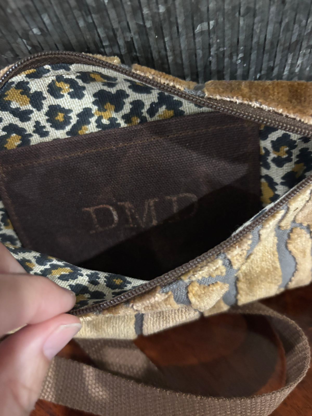 Slim Gem-Mocha cut velvet