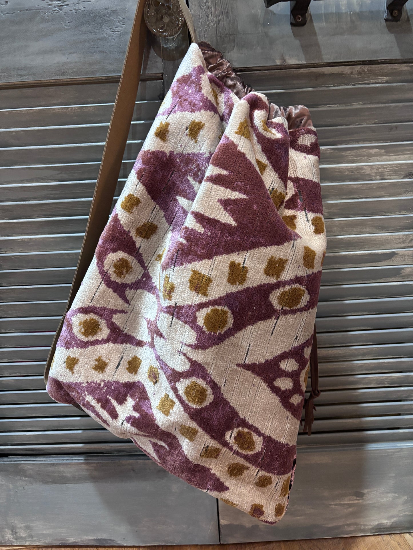 Pillow Bag Dusty Rose & Chenille with leather and alligator pocket