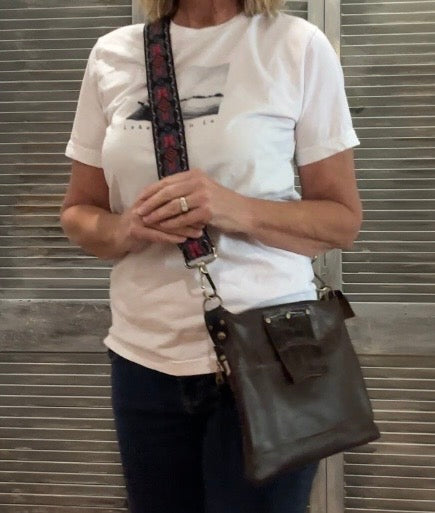 All leather multi-function bag with genuine alligator hide! Versatile strap and wrist strap - DMD Bags