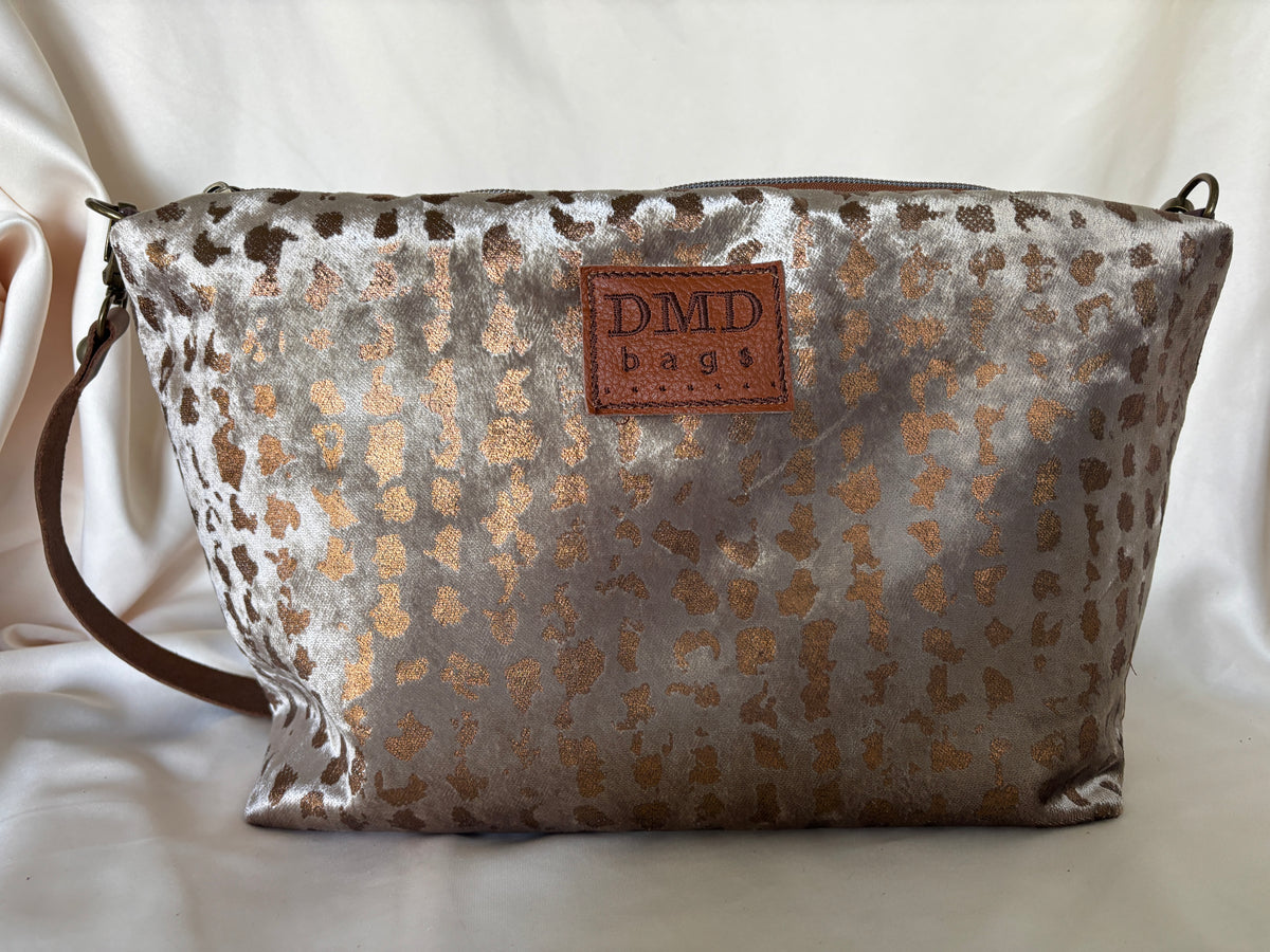Lil Hobo Silver velvet with metallic copper-Eye glass pocket and zipper pocket