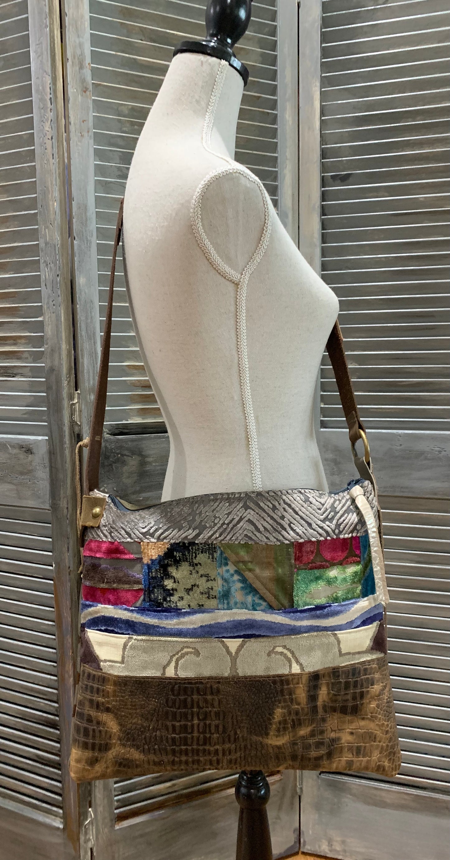 16x13.5 Subtle Beauty - DMD Bags