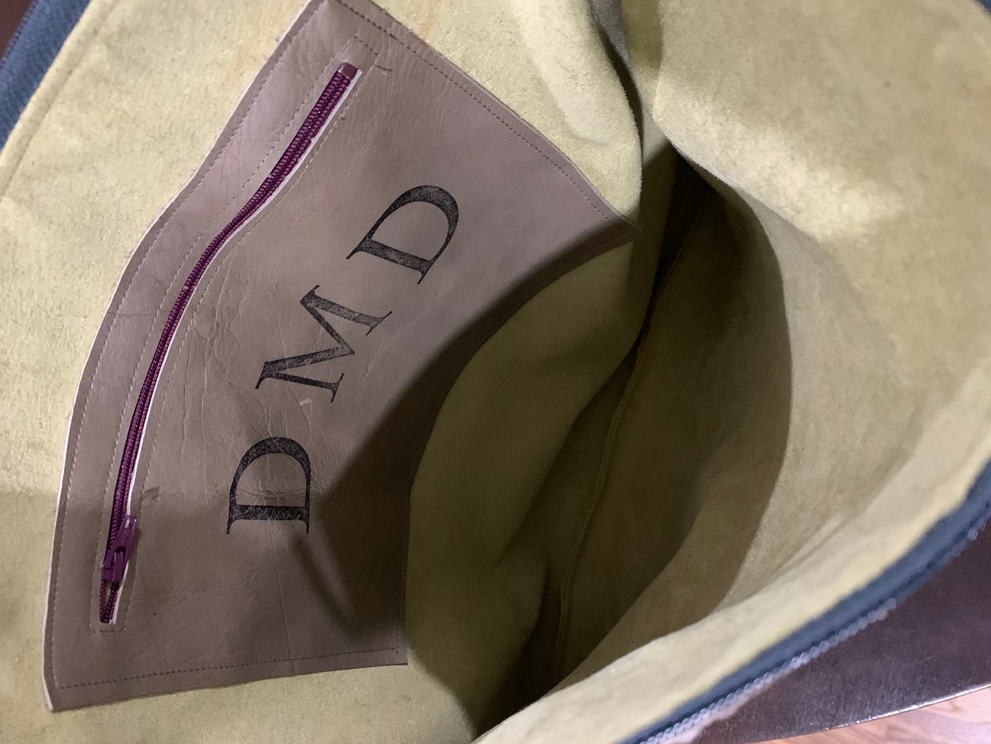 16x13.5 Subtle Beauty - DMD Bags