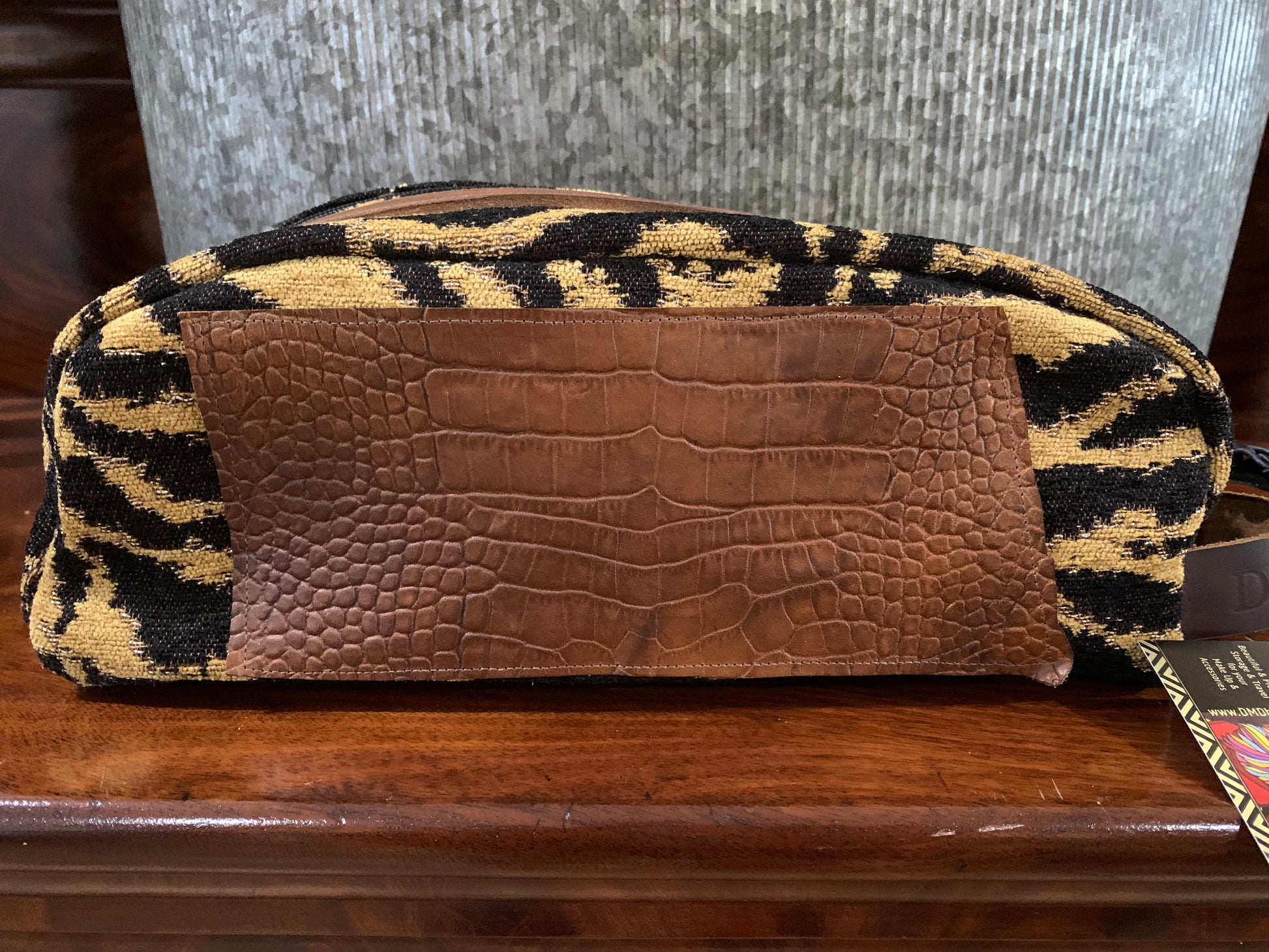 Vanity Bag Tiger & Rustic Leather Trim & Lips - DMD Bags